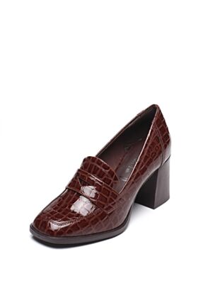 Tamaris Slēgtas kurpes