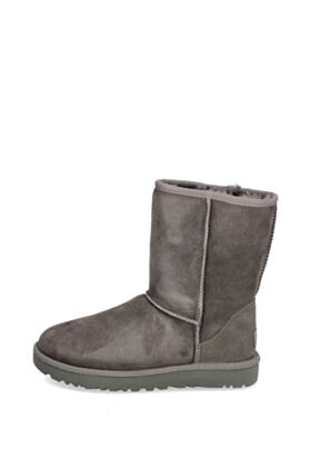 Ugg Zābaki