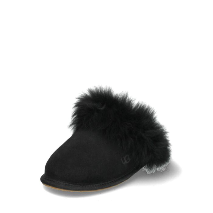 Ugg Čības